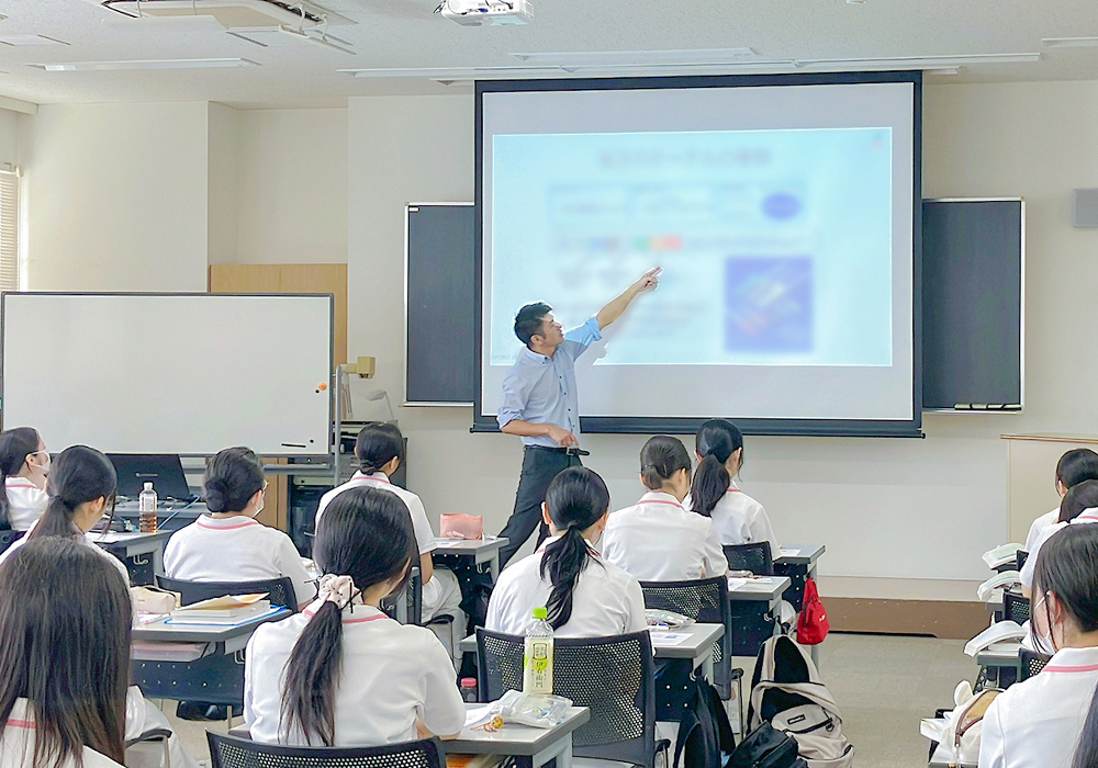 実際の臨床現場での事例を交えながら、教えていただきました。