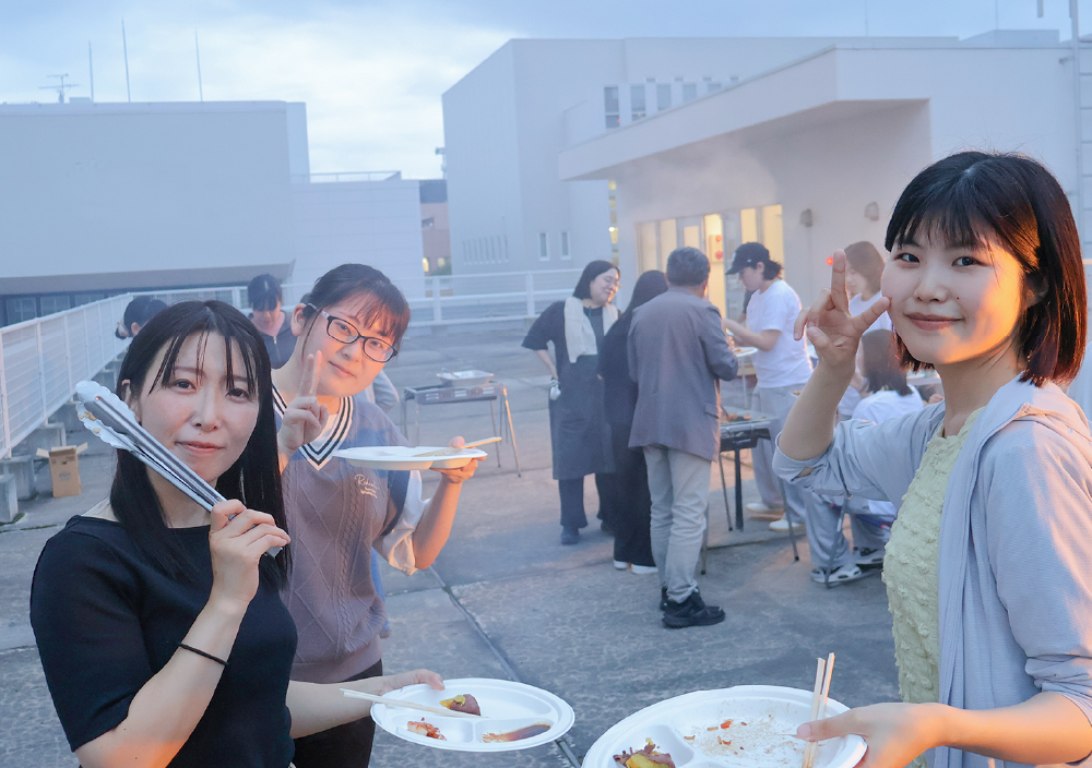 みんなで食べるとさらに美味しいですね！